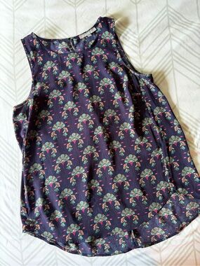 Daniel Rainn Navy Floral Sleeveless Blouse